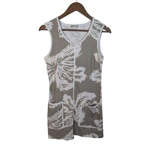 Dolcezza Art To Wear Tuape Gray & White Floral Pocket Front Cotton Mini Dress